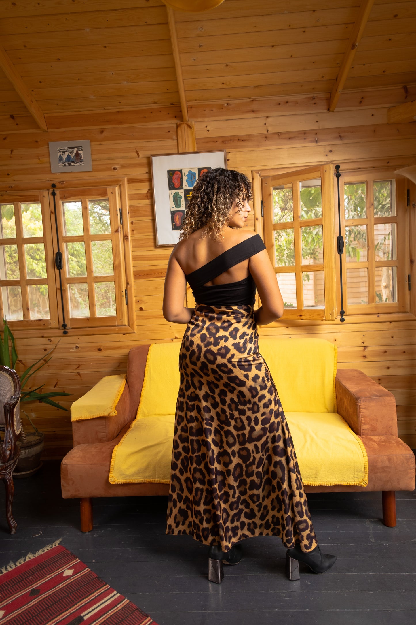 LEOPARD SATIN SKIRT