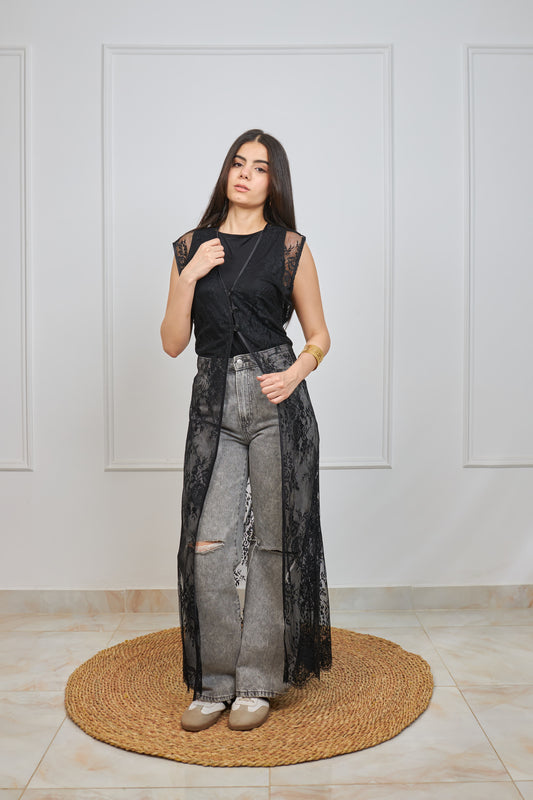 Long lace vest in black