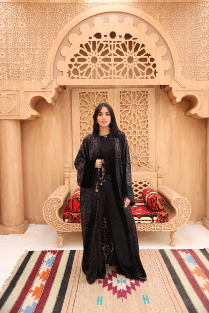 🌙 وَهَـجُ قَـفْـطَـانٍ