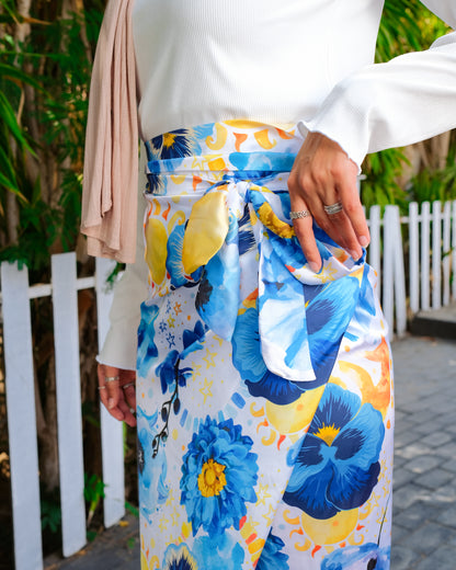 Flowery wrap skirt